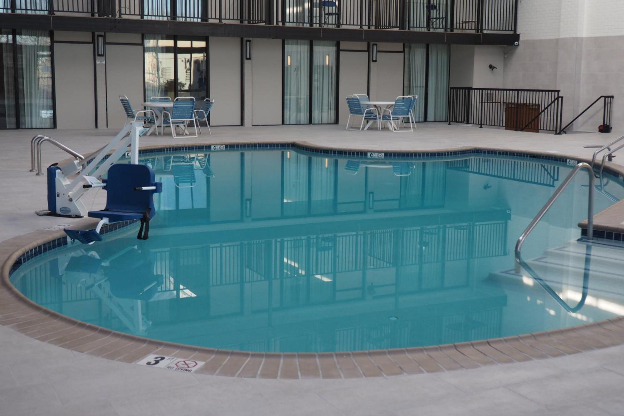 Holiday Inn Harrisburg I-81 Hershey Area By Ihg Grantville Exterior photo