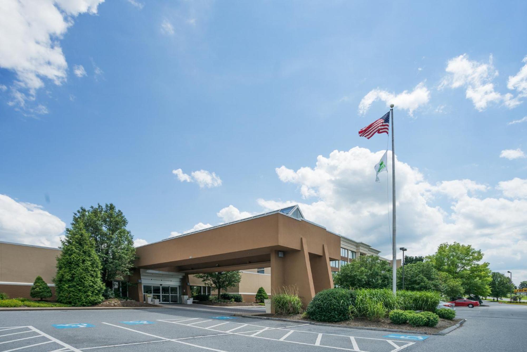 Holiday Inn Harrisburg I-81 Hershey Area By Ihg Grantville Exterior photo